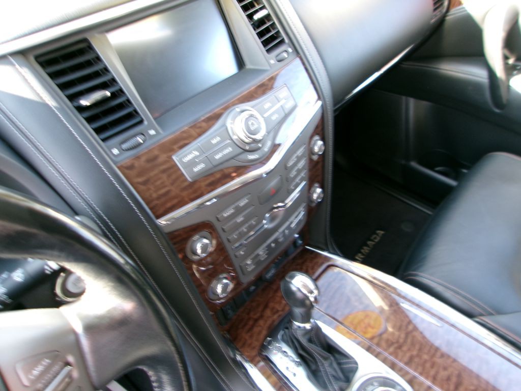 2019 Nissan Armada Image 15