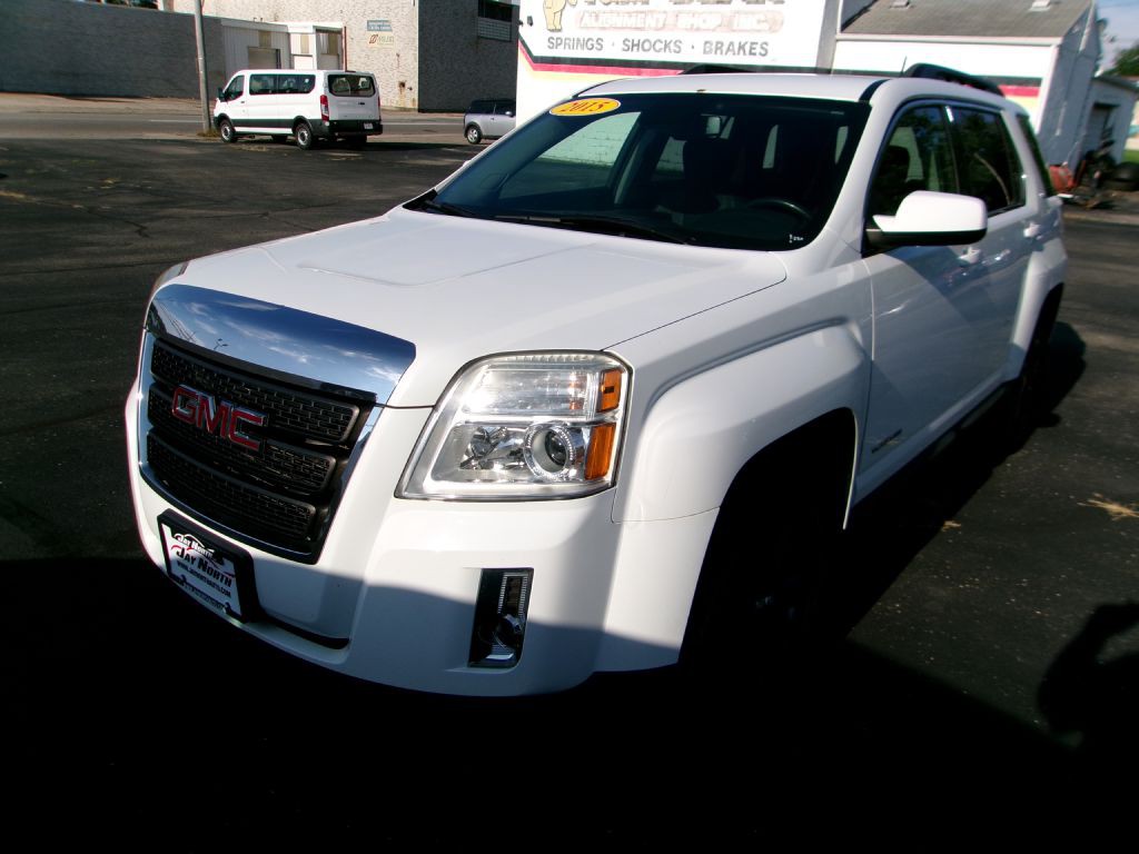 2015 GMC Terrain Image 4