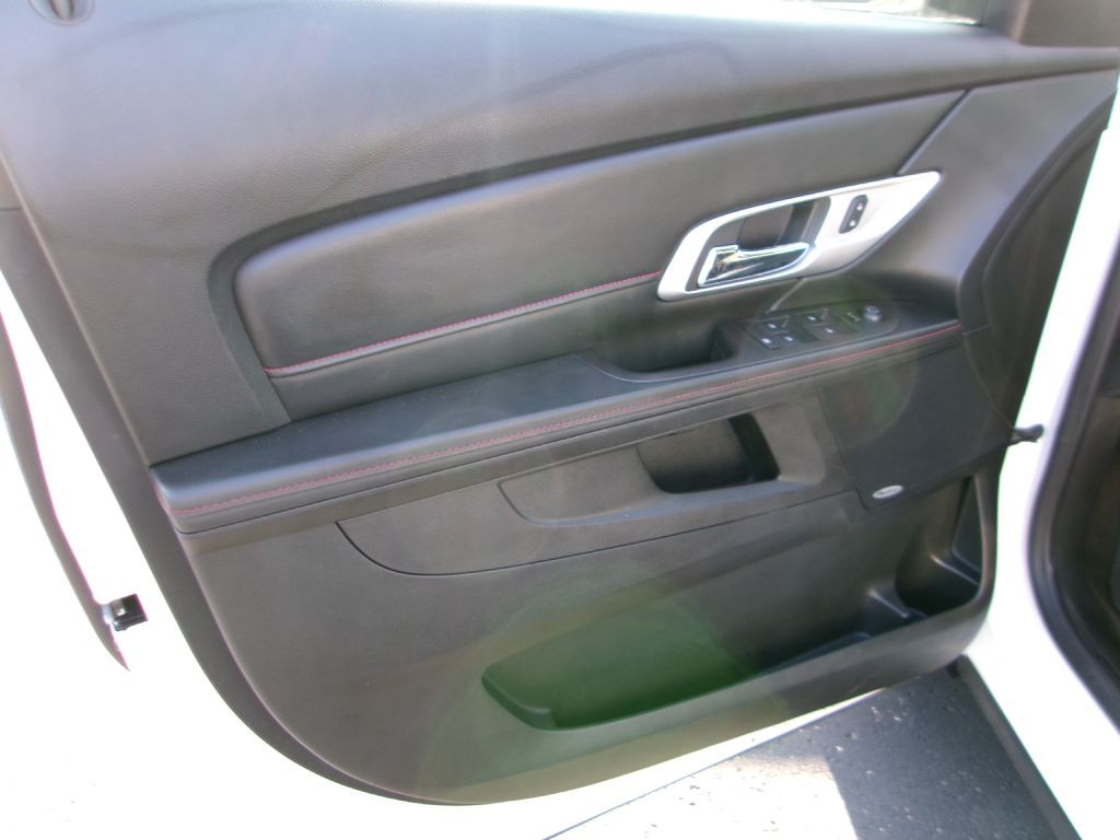 2015 GMC Terrain Image 13