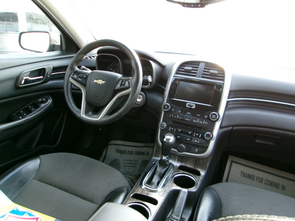 2014 Chevrolet Malibu Image 12