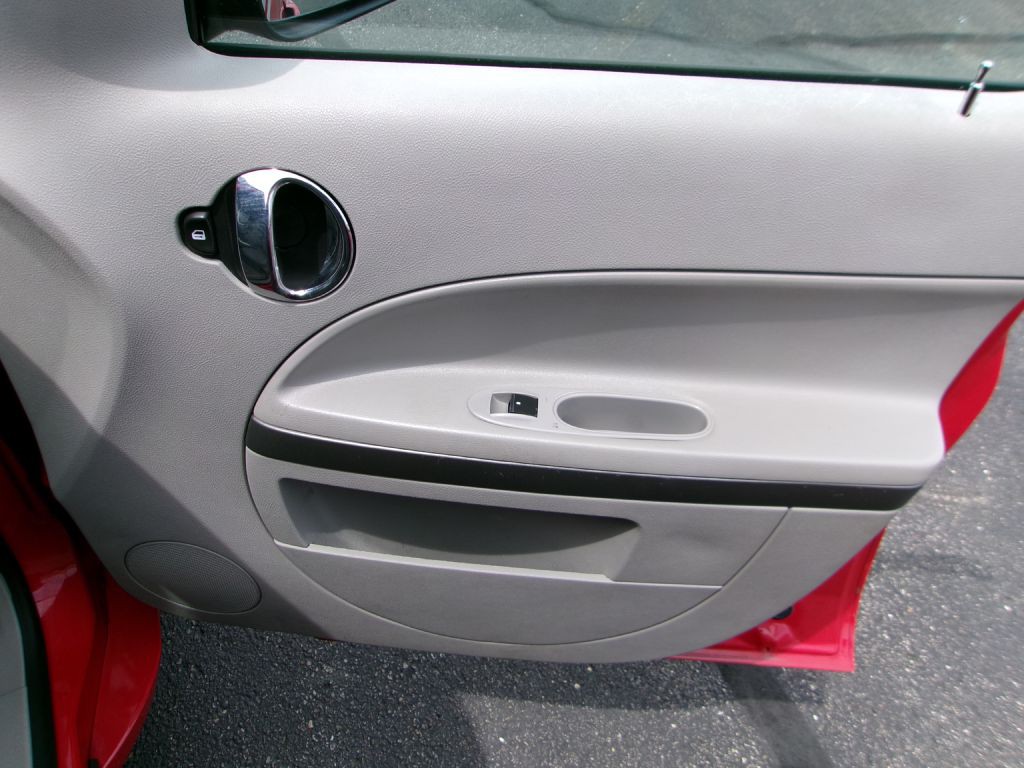 2009 Chevrolet HHR Image 16