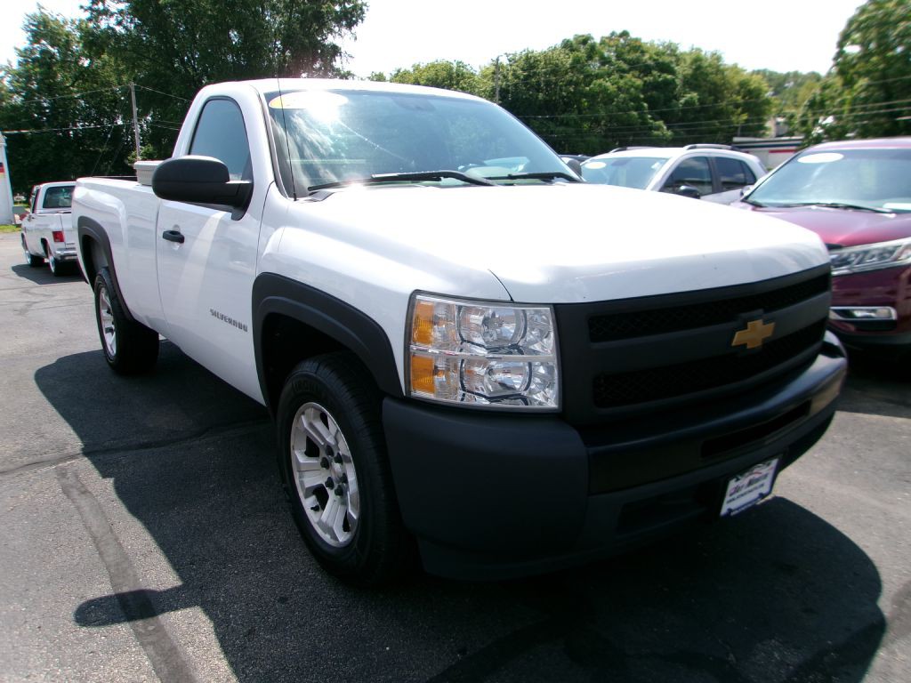 2013 Chevrolet Silverado 1500 Image 1