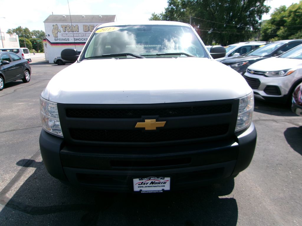 2013 Chevrolet Silverado 1500 Image 2