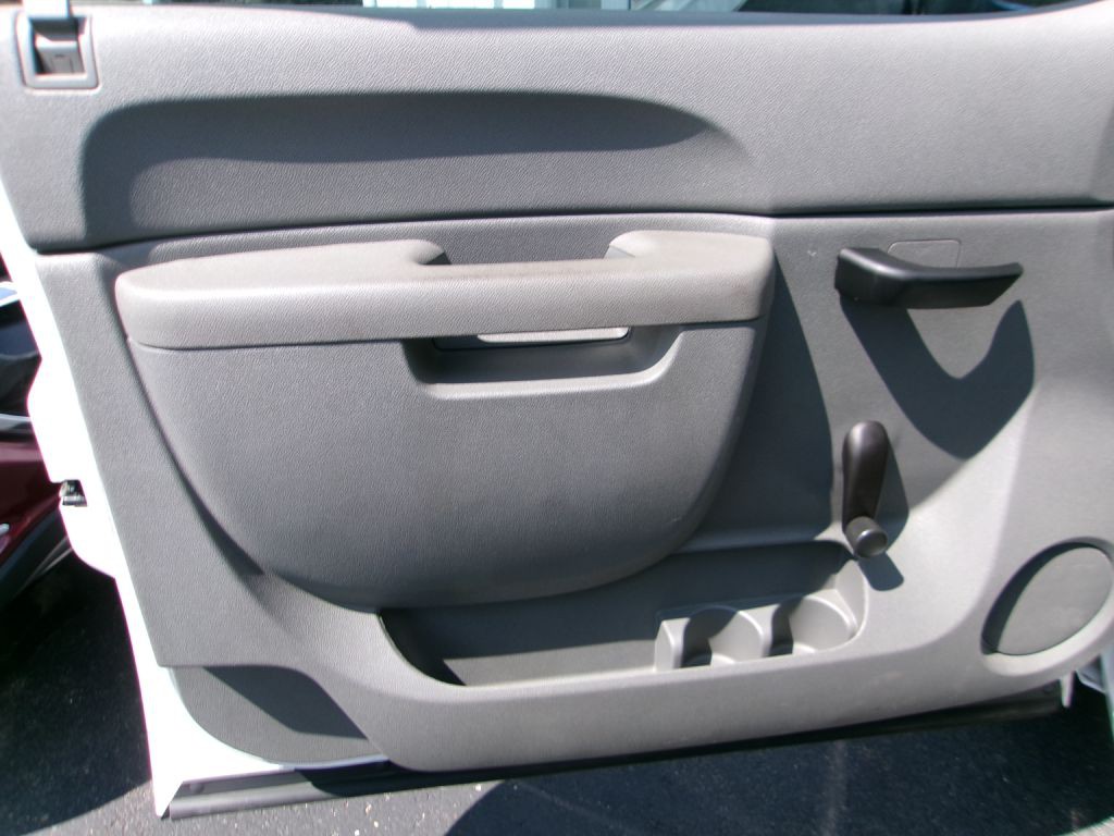 2013 Chevrolet Silverado 1500 Image 8