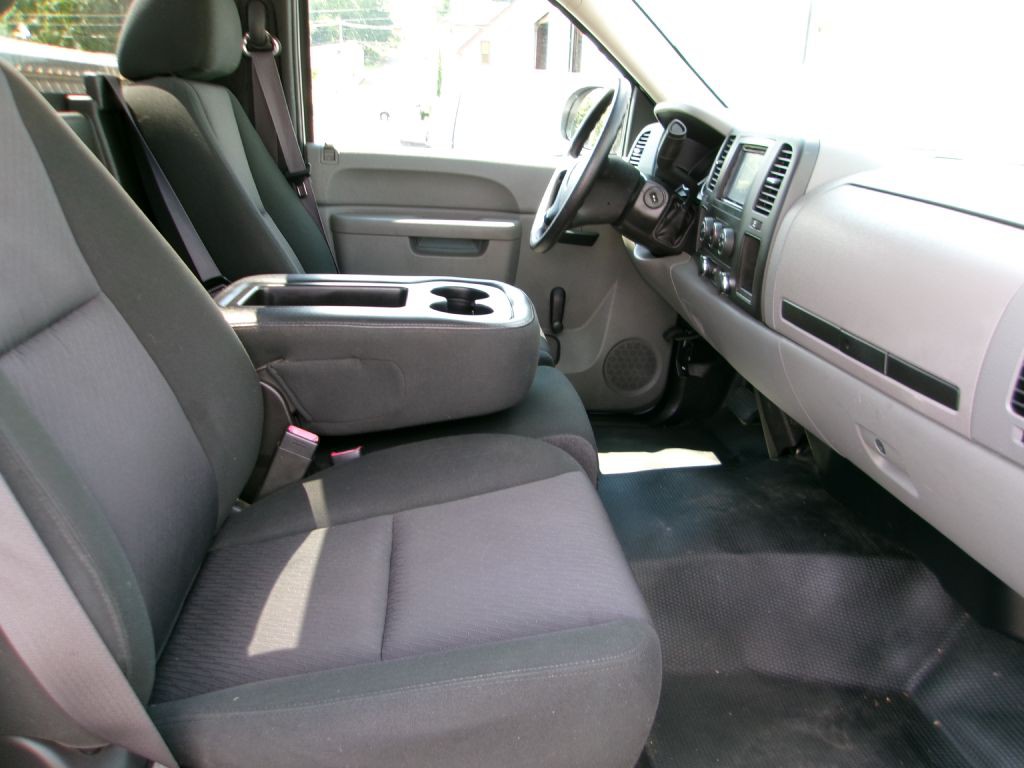 2013 Chevrolet Silverado 1500 Image 13