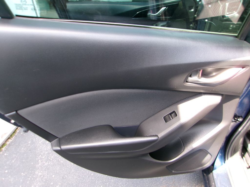 2014 Mazda Mazda3 Image 11