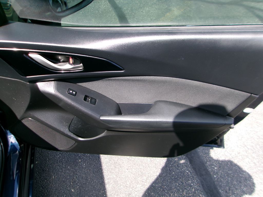 2014 Mazda Mazda3 Image 16