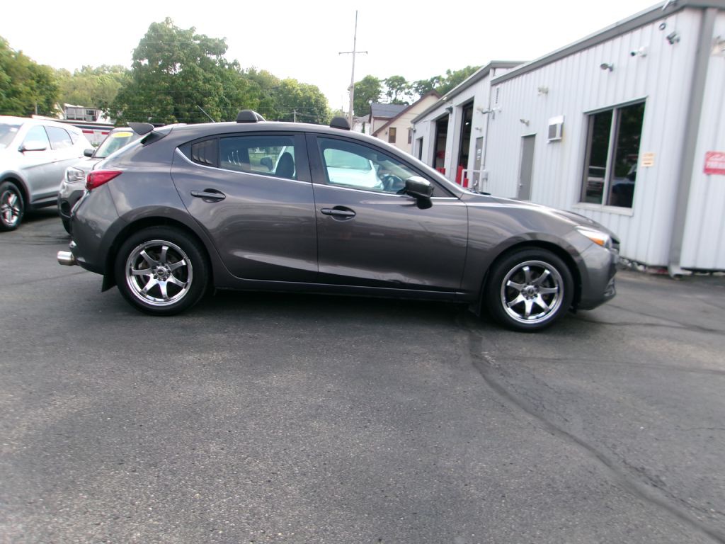 2018 Mazda Mazda3 Image 3