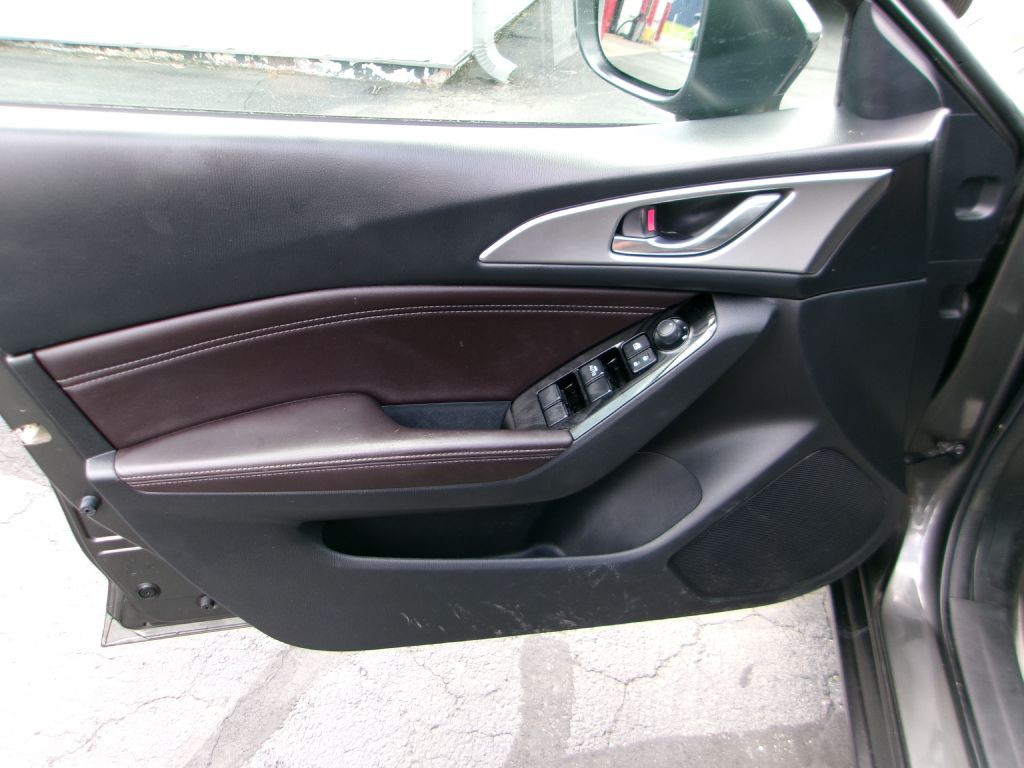 2018 Mazda Mazda3 Image 8