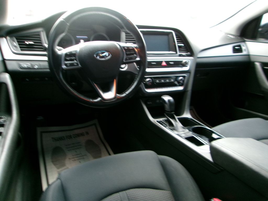2018 Hyundai Sonata Image 10