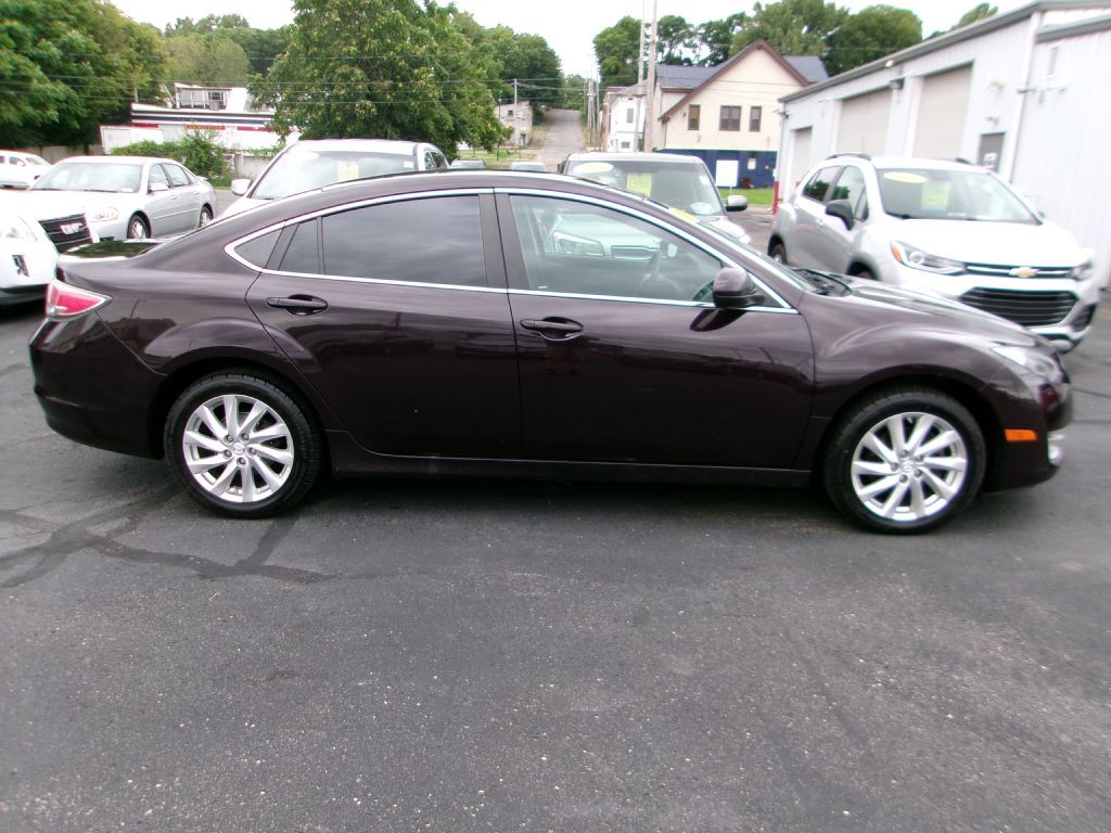 2011 Mazda Mazda6 Image 2
