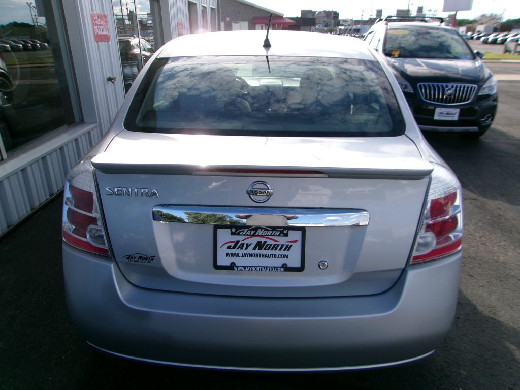 2012 Nissan Sentra Image 5