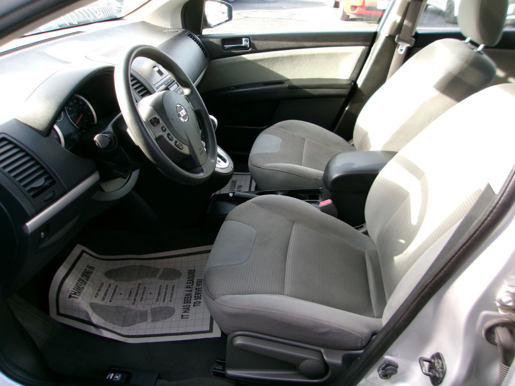 2012 Nissan Sentra Image 11