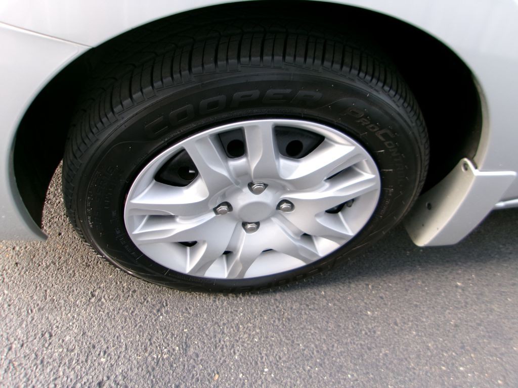 2012 Nissan Sentra Image 17