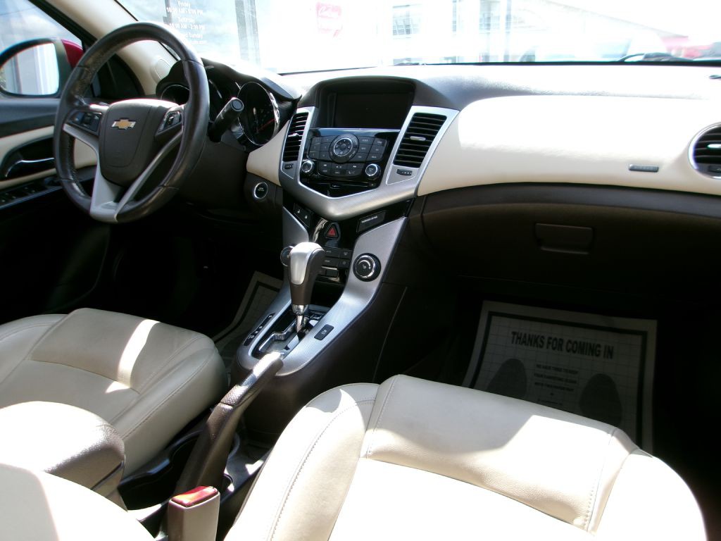 2014 Chevrolet Cruze Image 18