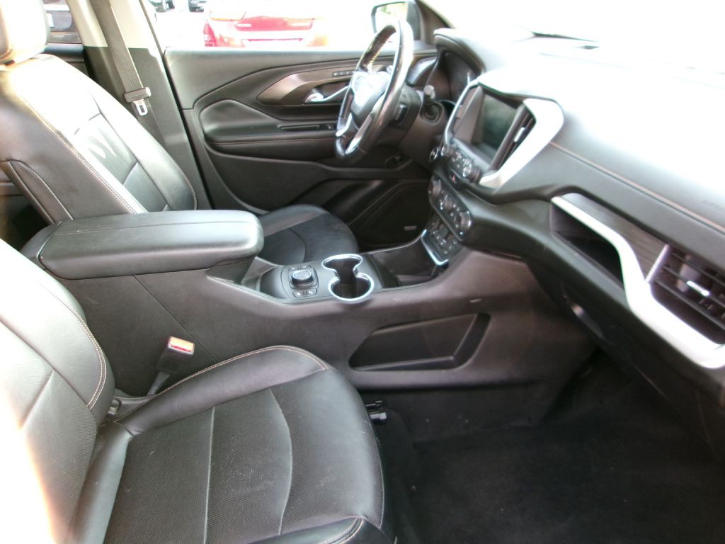 2018 GMC Terrain Image 16