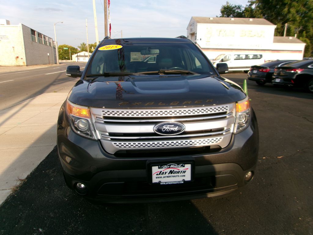 2015 Ford Explorer Image 2