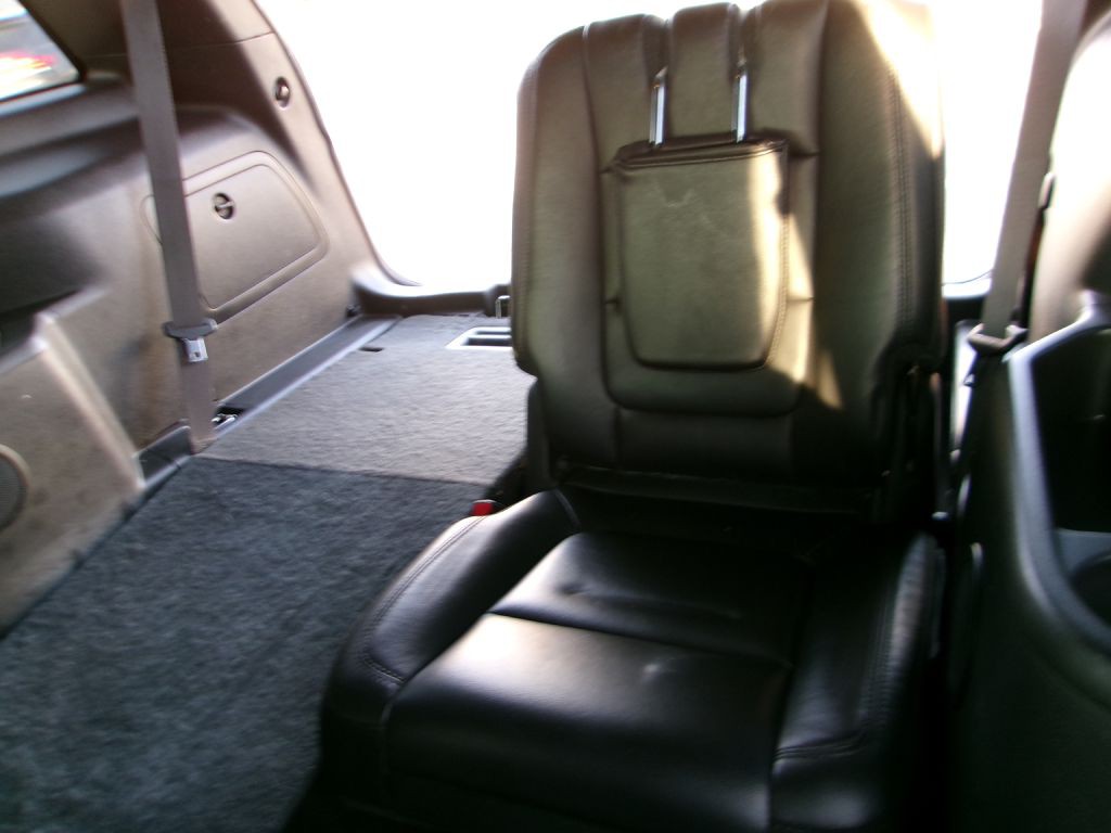 2015 Ford Explorer Image 12