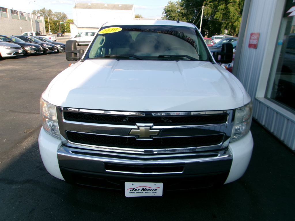 2010 Chevrolet Silverado 1500 Image 2
