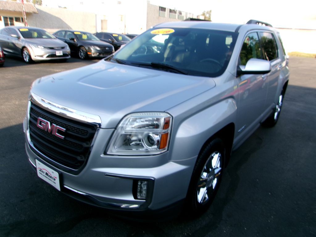 2016 GMC Terrain Image 3