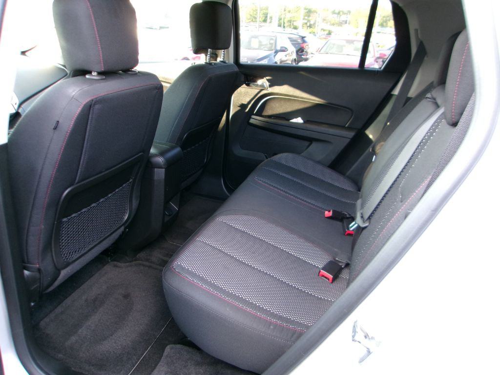 2016 GMC Terrain Image 9
