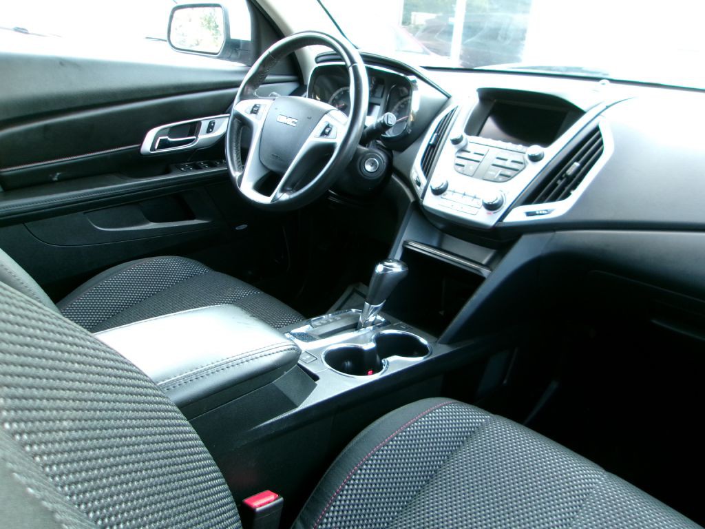 2016 GMC Terrain Image 16