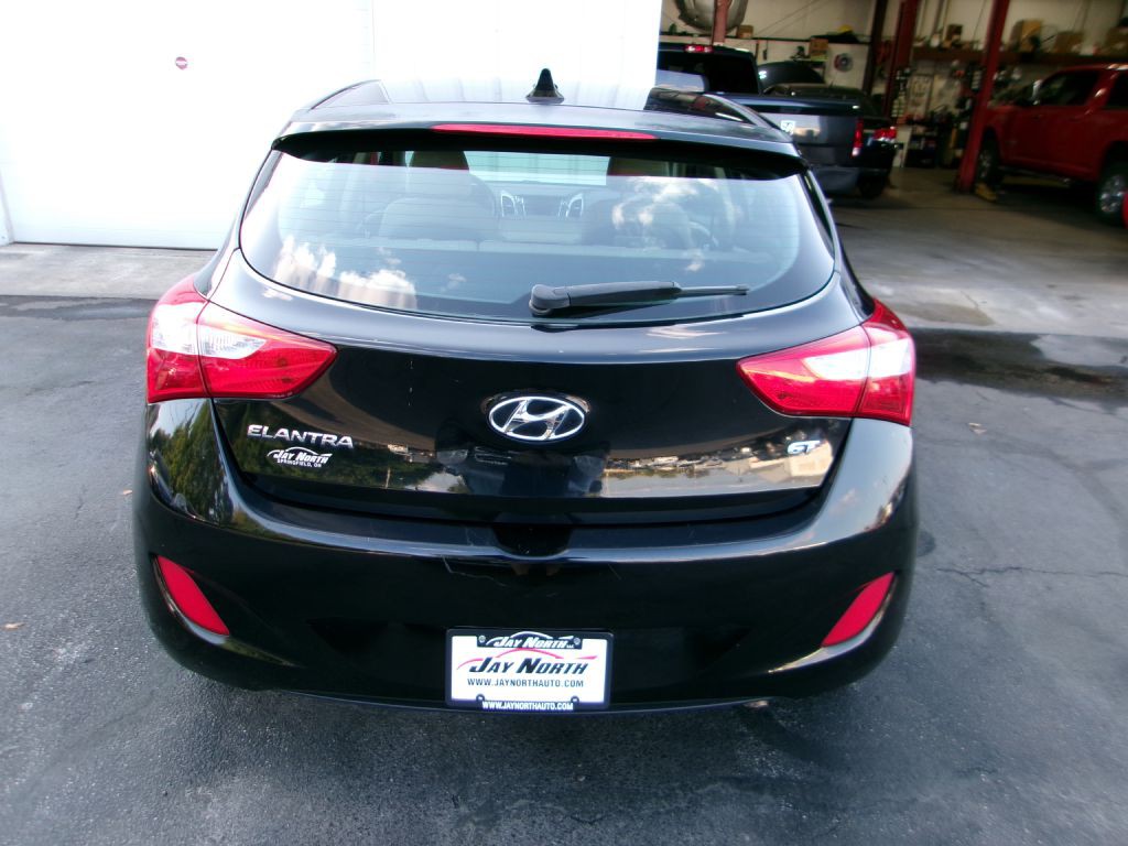 2016 Hyundai Elantra Image 6