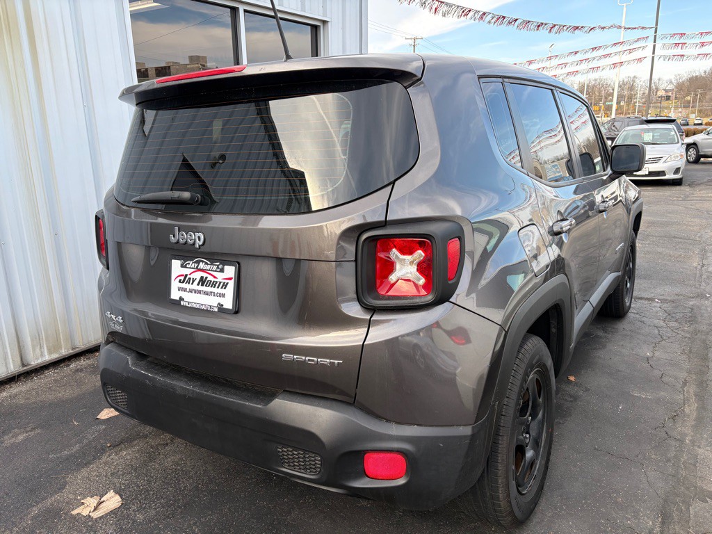 2017 Jeep Renegade Image 2