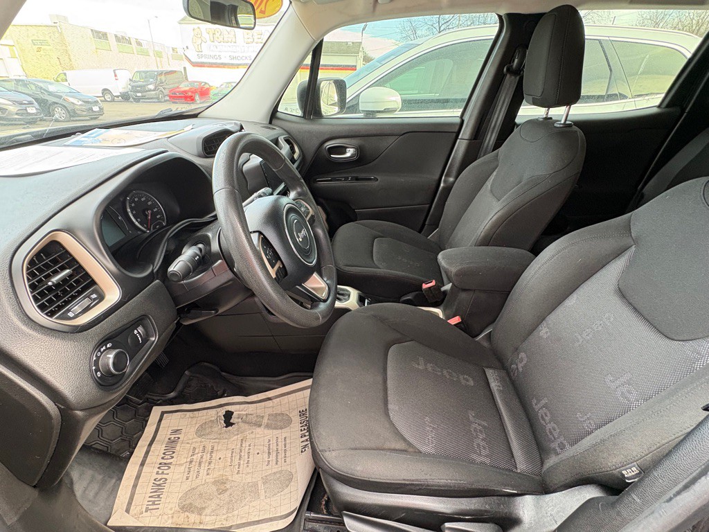 2017 Jeep Renegade Image 8