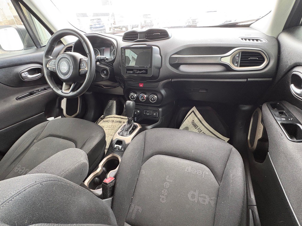 2017 Jeep Renegade Image 17