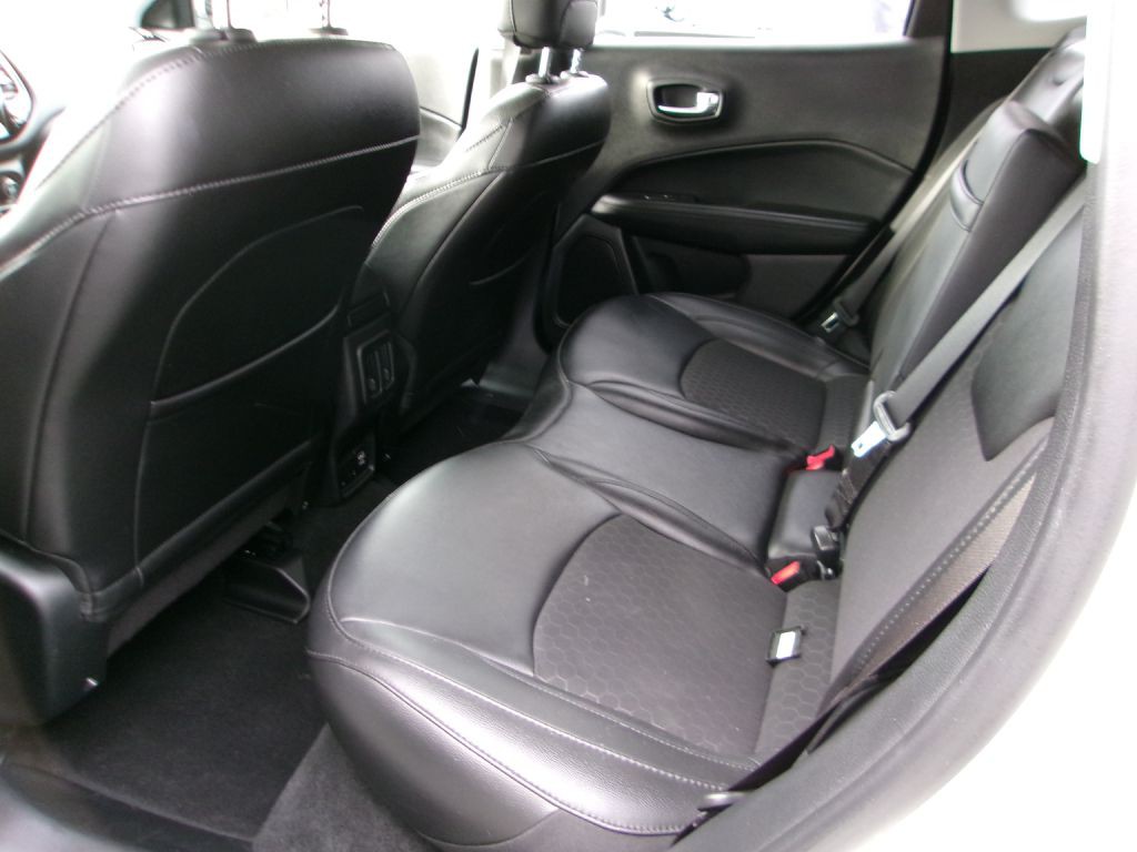2019 Jeep Compass Image 9