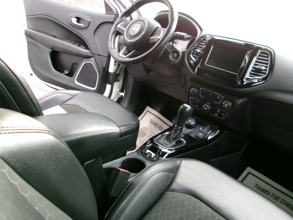 2019 Jeep Compass Image 15