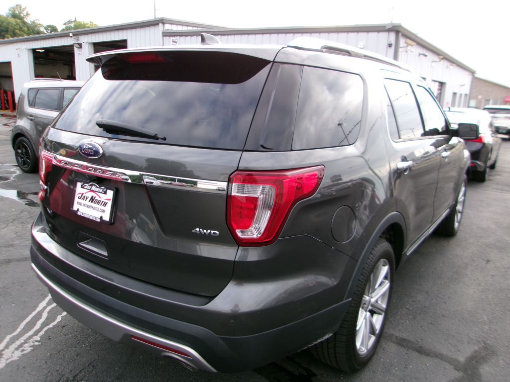 2017 Ford Explorer Image 6