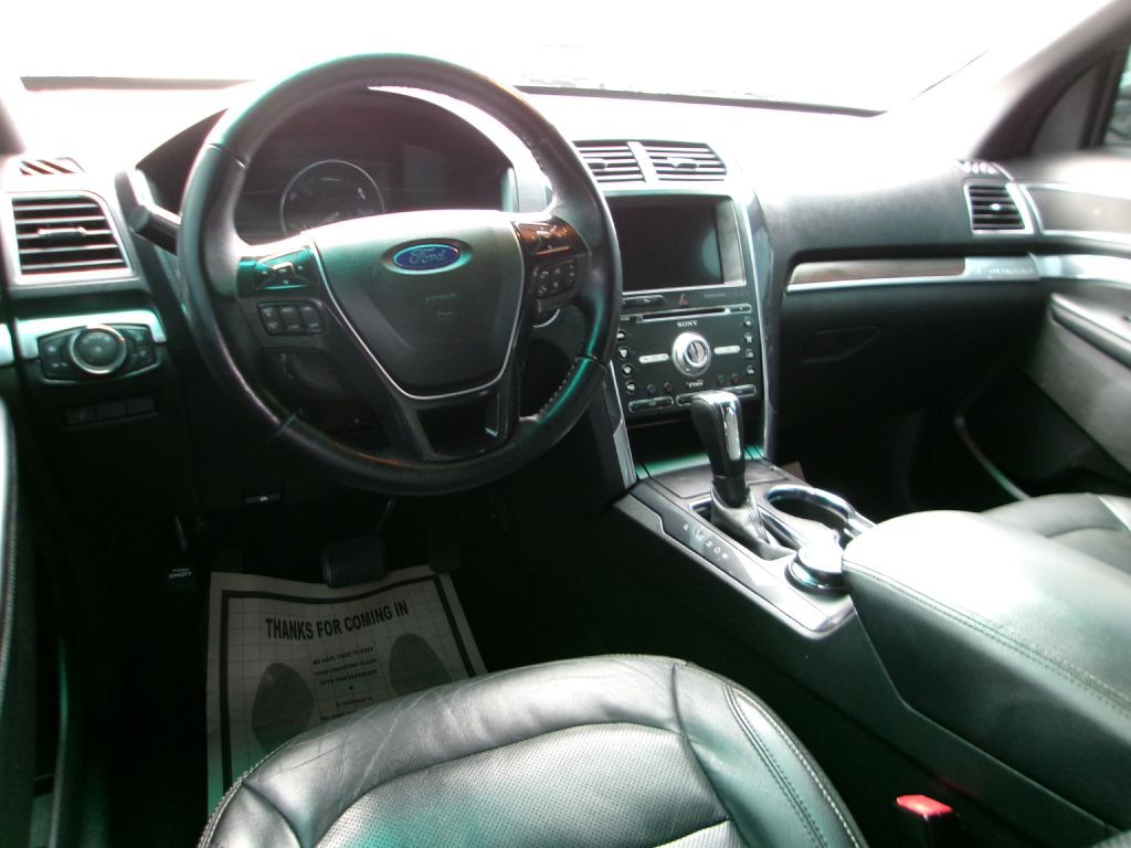 2017 Ford Explorer Image 10