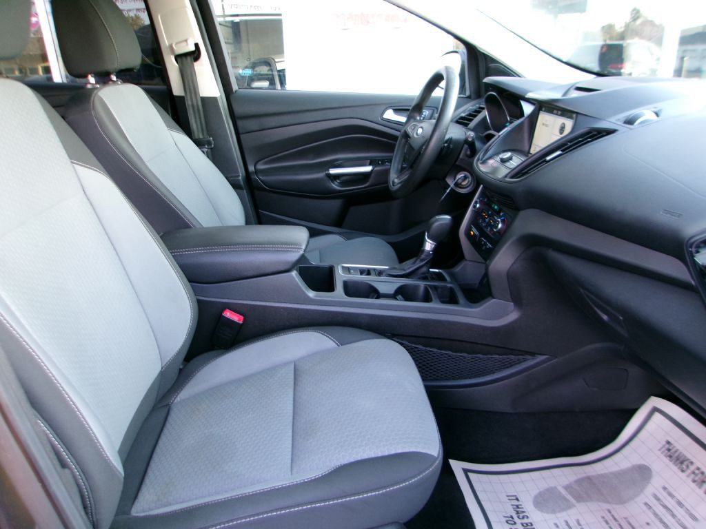 2014 Toyota Sienna Image 17