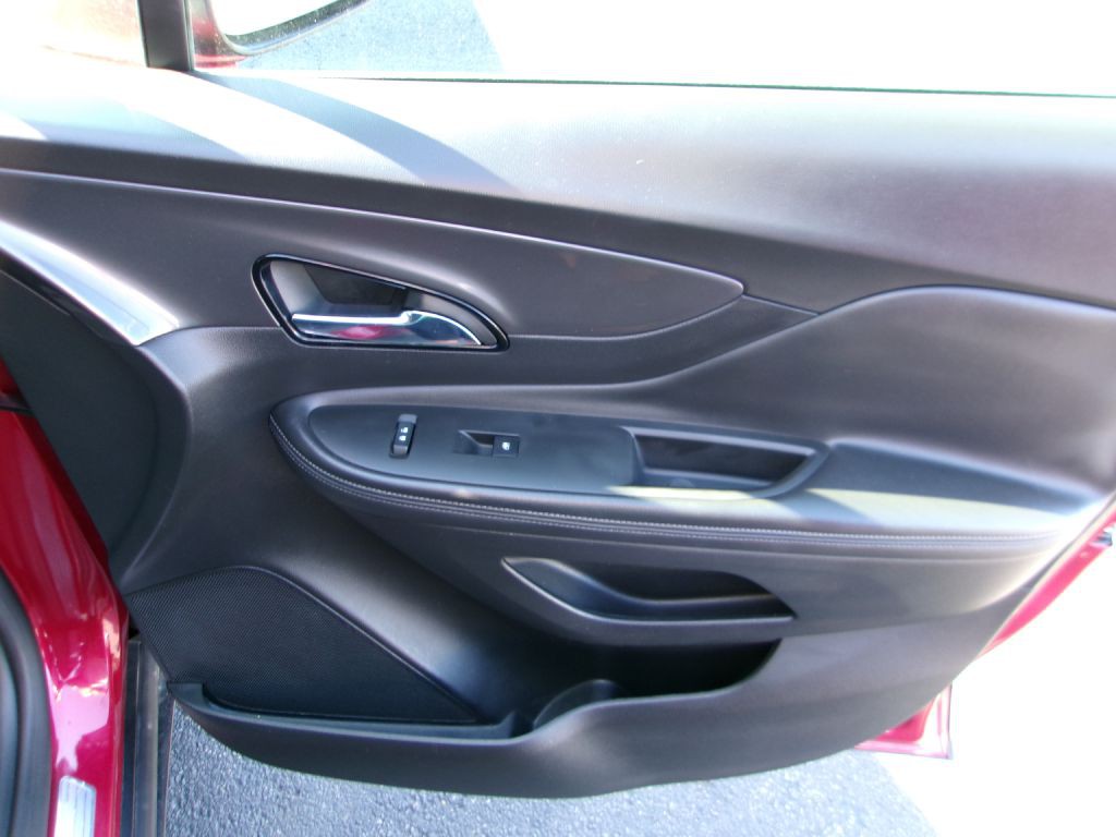 2017 Buick Enclave Image 16