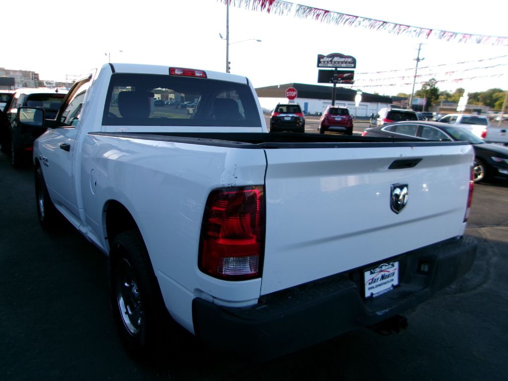 2014 RAM 1500 Image 5