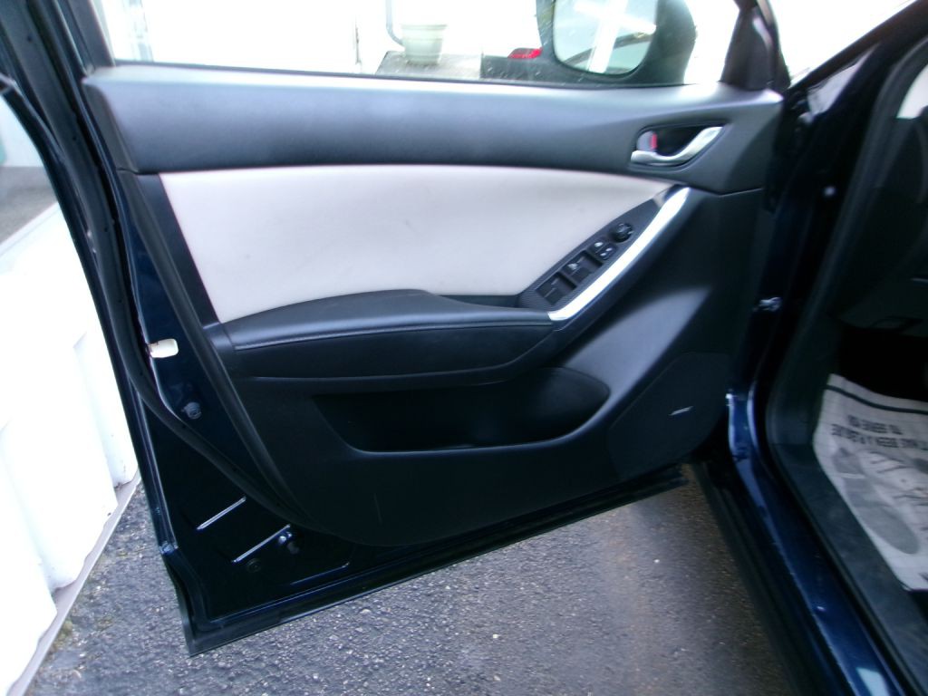 2016 Mazda CX-5 Image 12