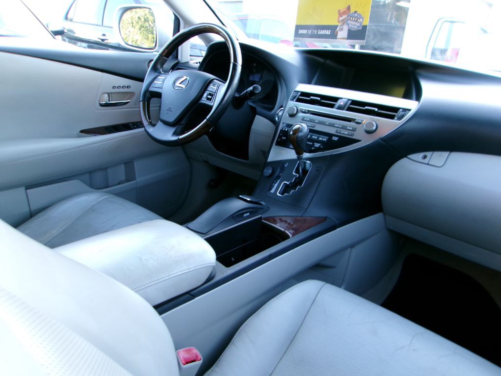 2010 Lexus RX Image 15