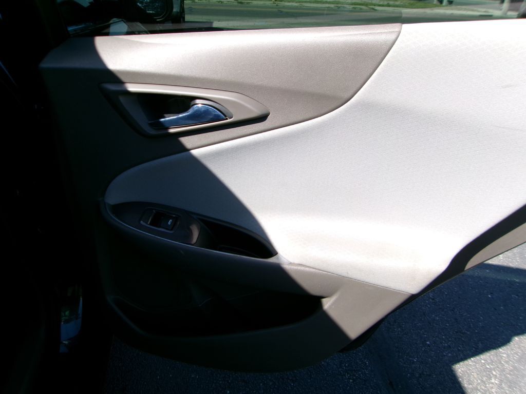 2020 Chevrolet Malibu Image 14