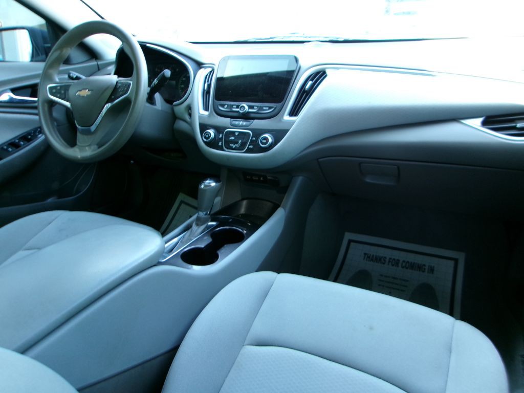 2020 Chevrolet Malibu Image 18