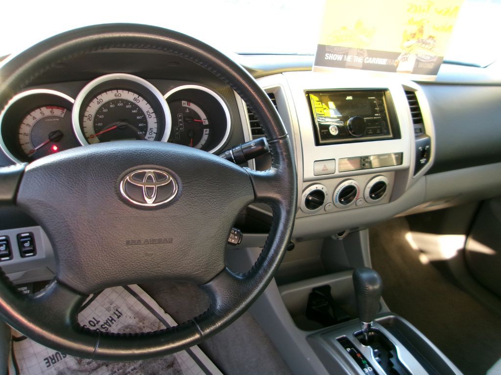 2006 Toyota Tacoma Image 11