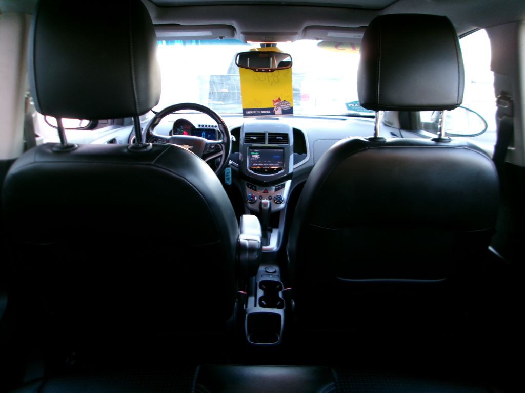 2015 Chevrolet Sonic Image 5