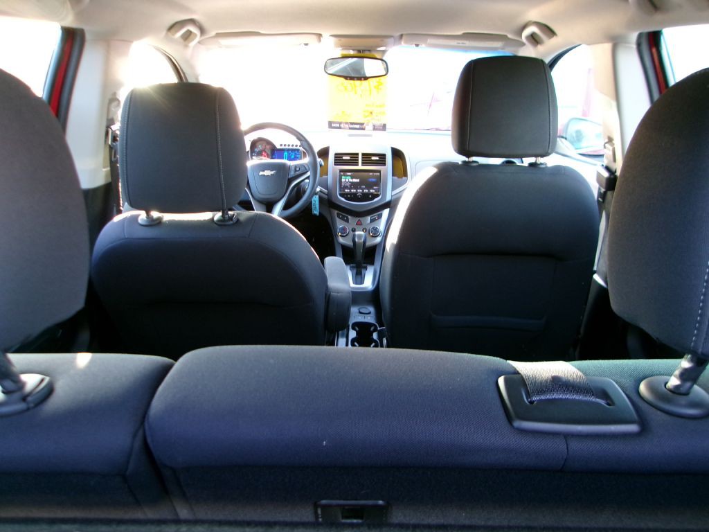 2013 Chevrolet Sonic Image 8