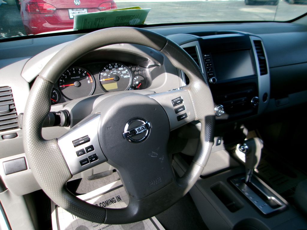 2019 Nissan Frontier Image 8