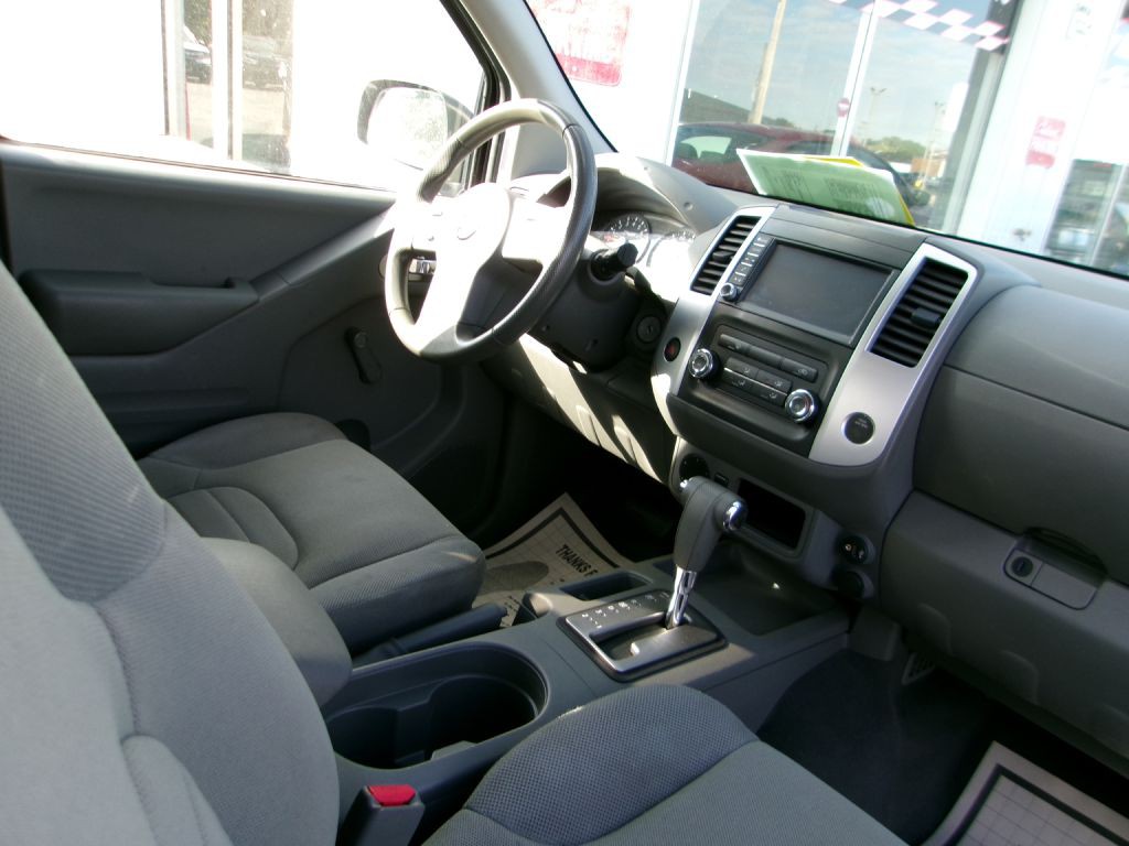 2019 Nissan Frontier Image 11