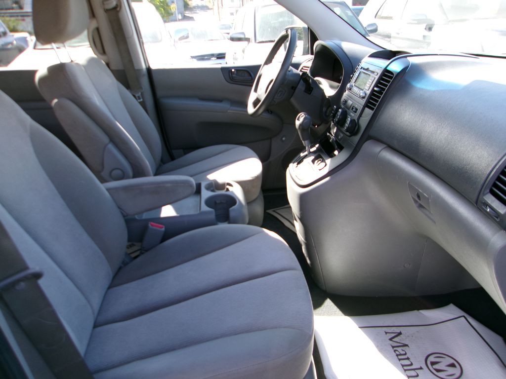 2011 Kia Sedona Image 15