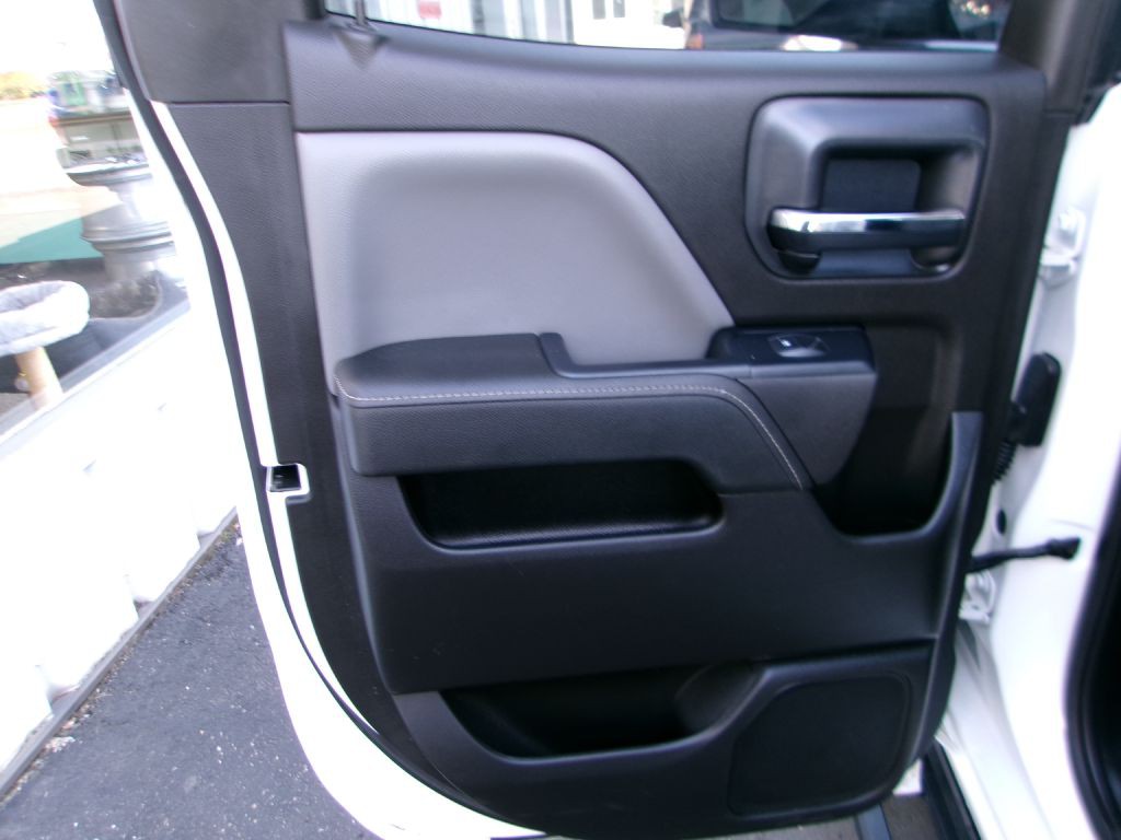 2015 Chevrolet Silverado 1500 Image 11