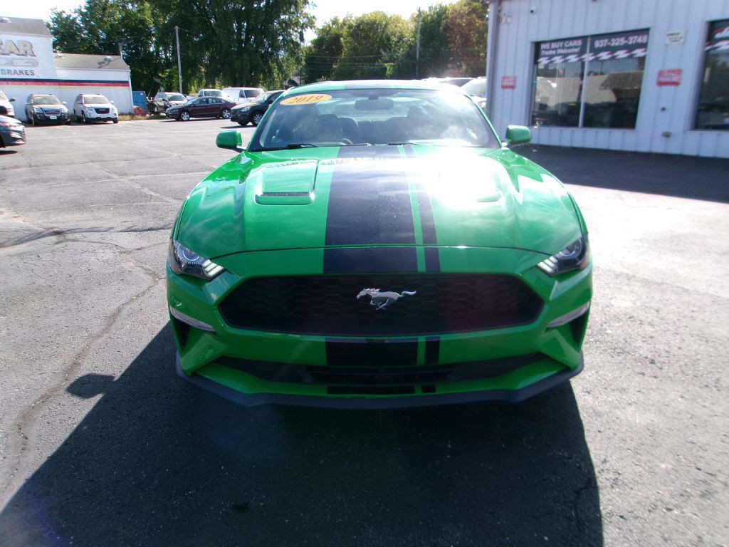 2019 Ford Mustang Image 2
