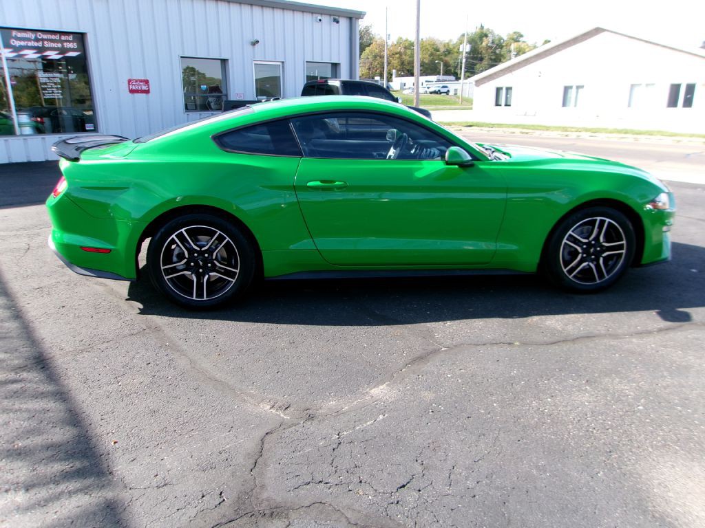 2019 Ford Mustang Image 3